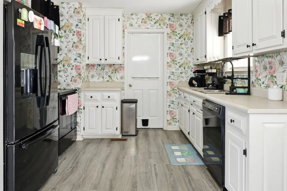 30 Smokey Cir Petersburg, TN 37144