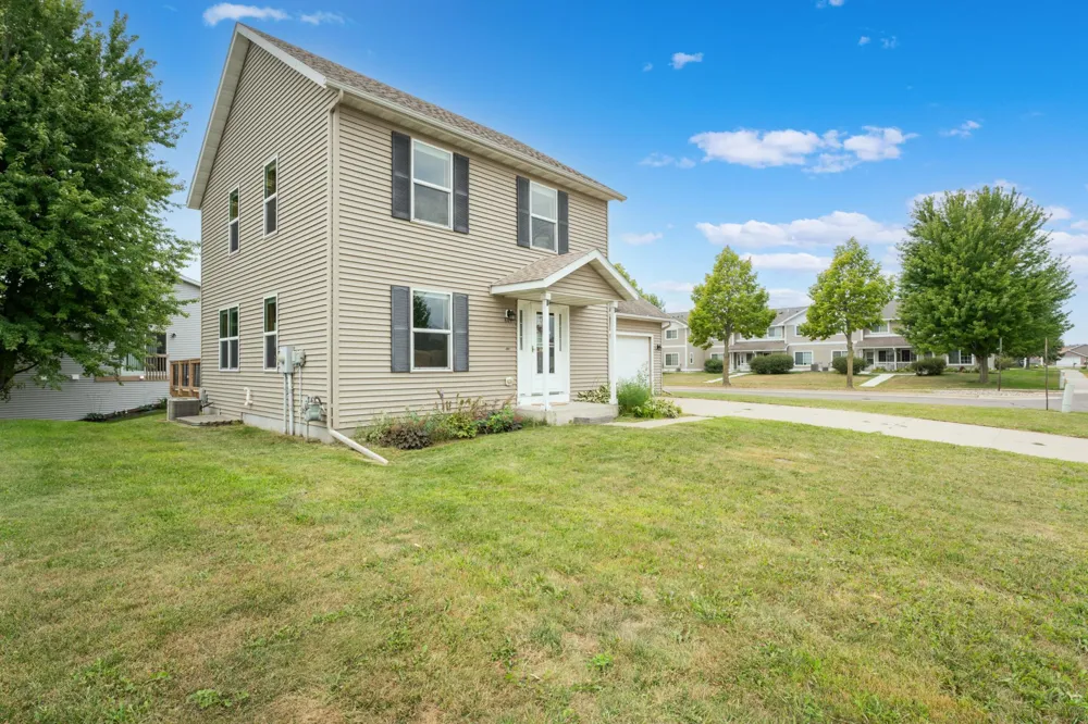 805 3rd Avenue NE Plainview, MN 55964