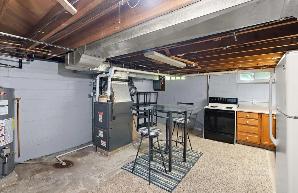 212 Central Avenue S Norwood Young America, MN 55397