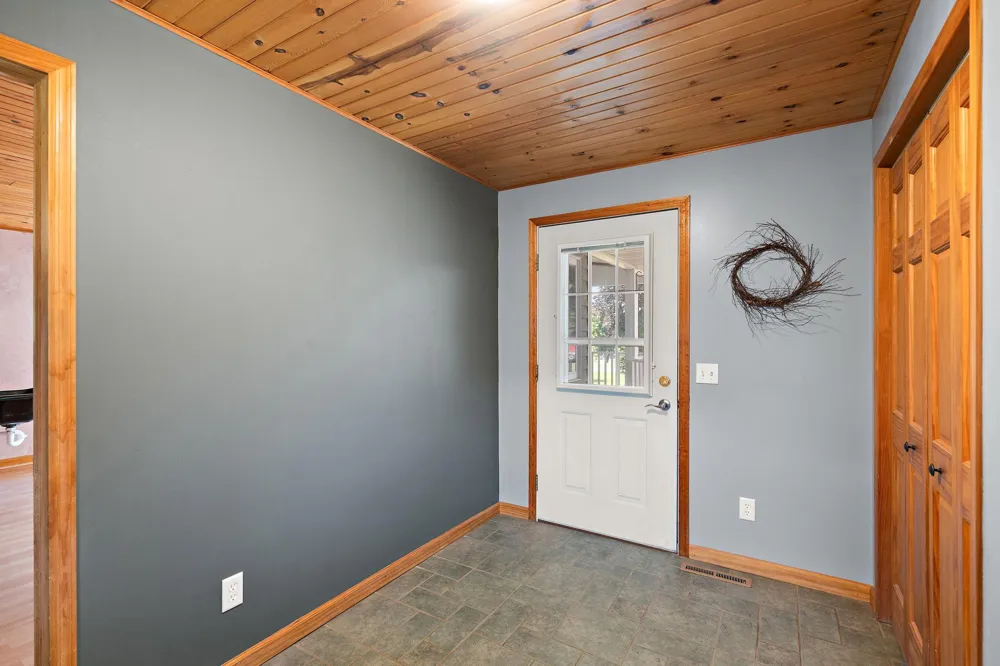 212 Central Avenue S Norwood Young America, MN 55397