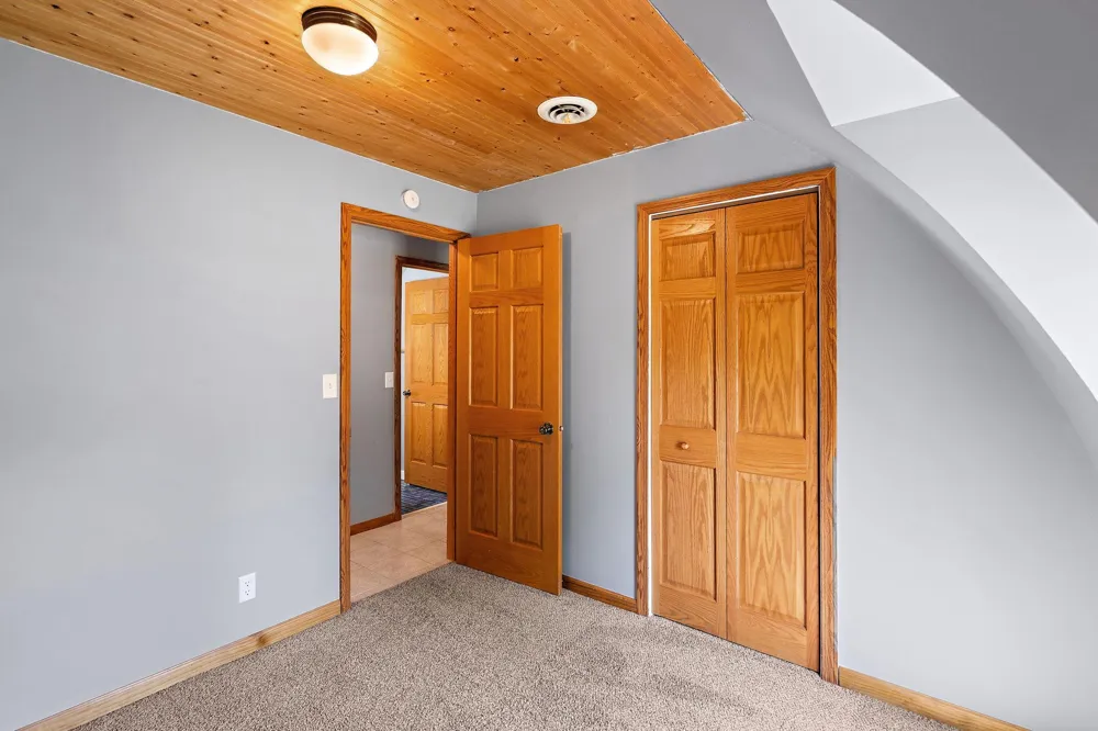 212 Central Avenue S Norwood Young America, MN 55397