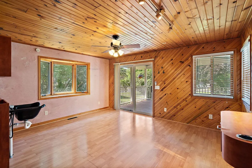 212 Central Avenue S Norwood Young America, MN 55397