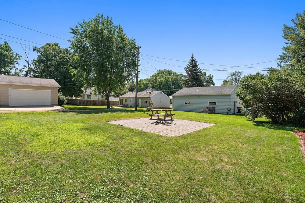 212 Central Avenue S Norwood Young America, MN 55397