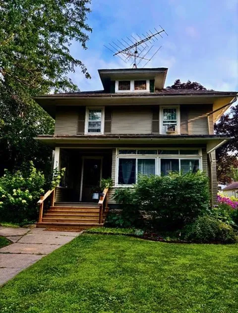 316 Newburg Avenue W