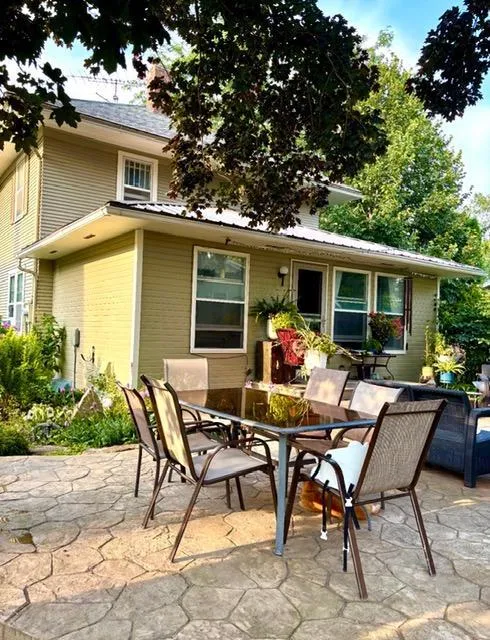 316 Newburg Avenue W Mabel, MN 55954
