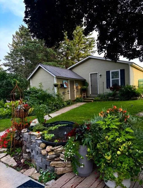 316 Newburg Avenue W Mabel, MN 55954