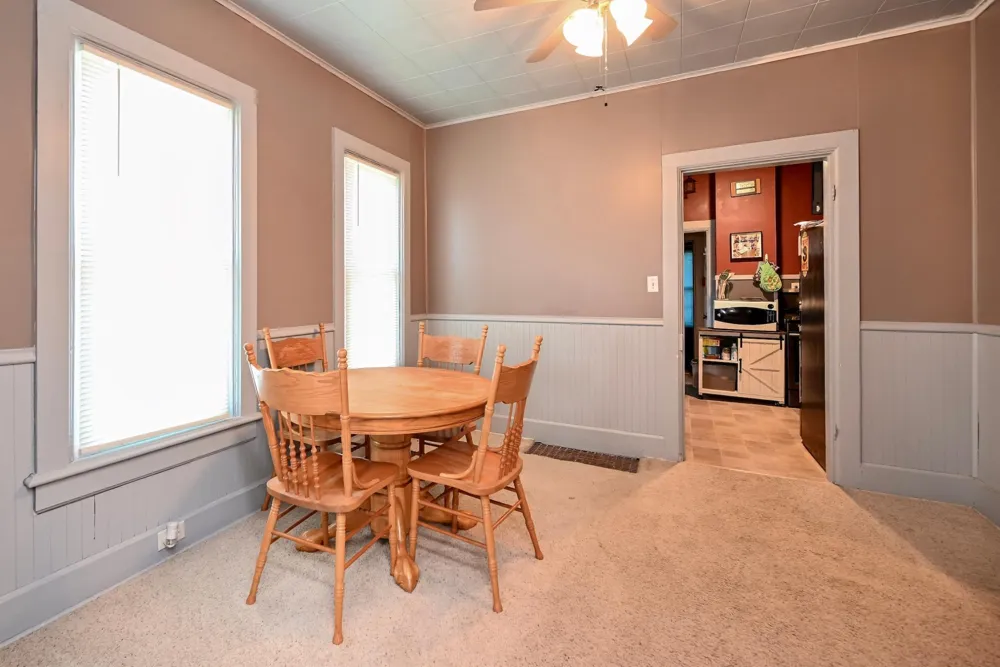 617 W Howard Street Winona, MN 55987