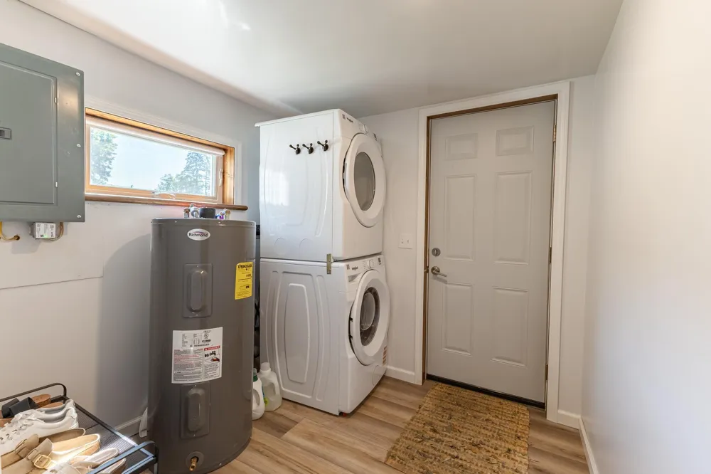 313 Minnesota Avenue E Sebeka, MN 56477
