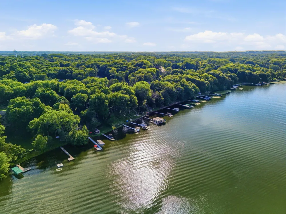 220 Frontier Court Chanhassen, MN 55317