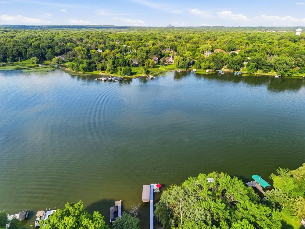 220 Frontier Court Chanhassen, MN 55317
