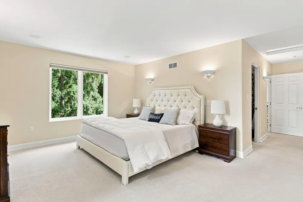 220 Frontier Court Chanhassen, MN 55317