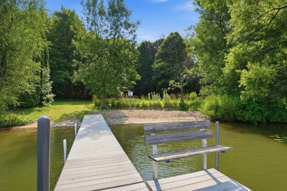 220 Frontier Court Chanhassen, MN 55317