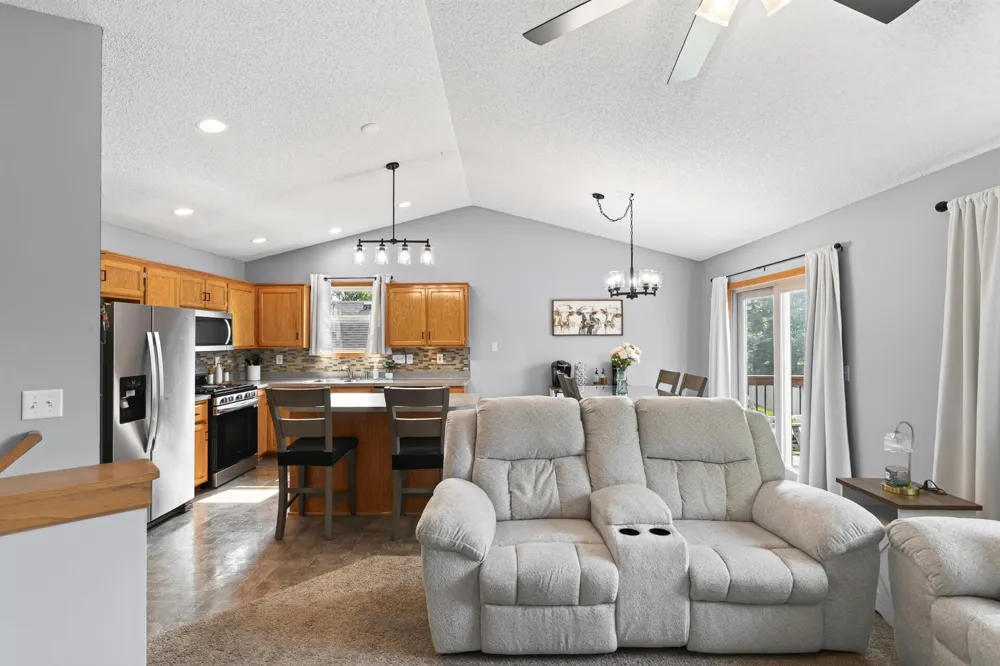 796 Park Brook Road NW Isanti, MN 55040