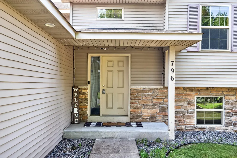 796 Park Brook Road NW Isanti, MN 55040