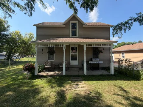 206 E 2nd Street