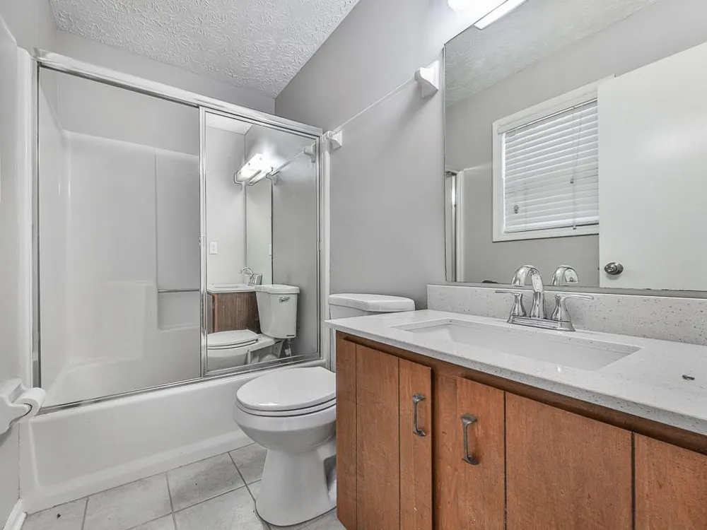 5506 Vaughn Road Woodstock, GA 30188