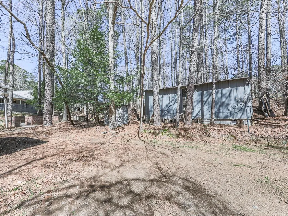 5506 Vaughn Road Woodstock, GA 30188