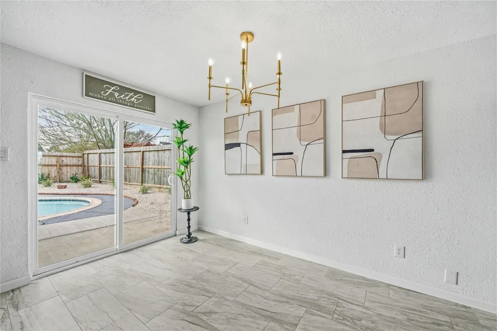 713 Sugar Hill Drive La Porte, TX 77571