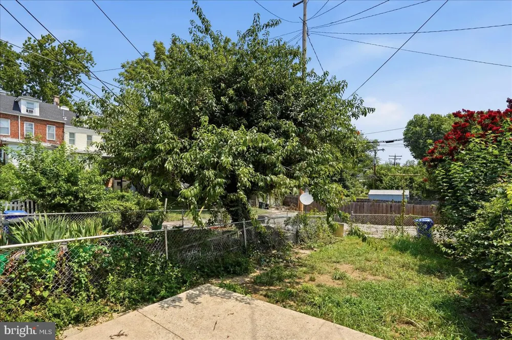 2605 DENISON STREET Baltimore, MD 21216