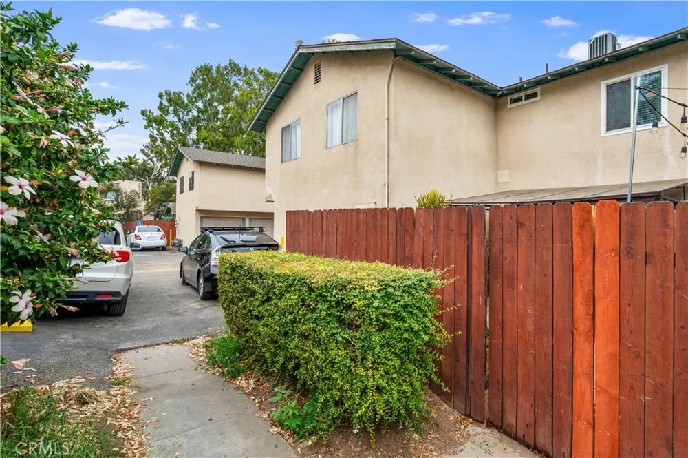 1373 Wheaton Way Riverside, CA 92507