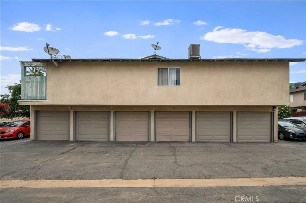 1373 Wheaton Way Riverside, CA 92507