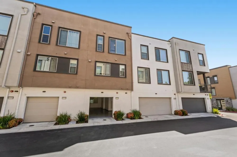 25320 Villager Lane Hayward, CA 94544