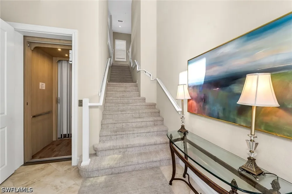 Hawthorne Drive #2104 Naples, FL 34113