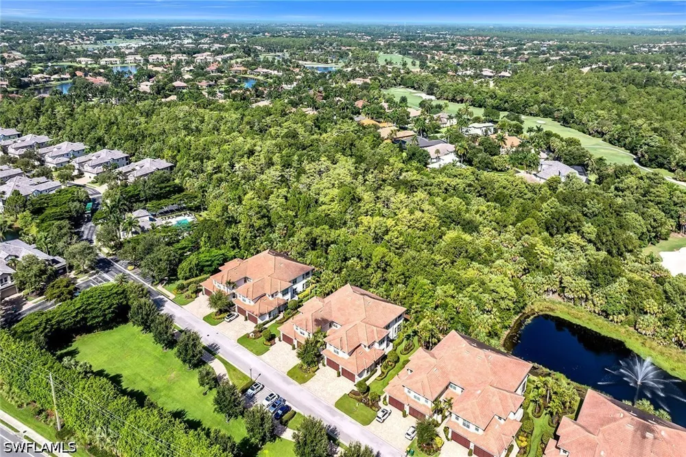 Hawthorne Drive #2104 Naples, FL 34113