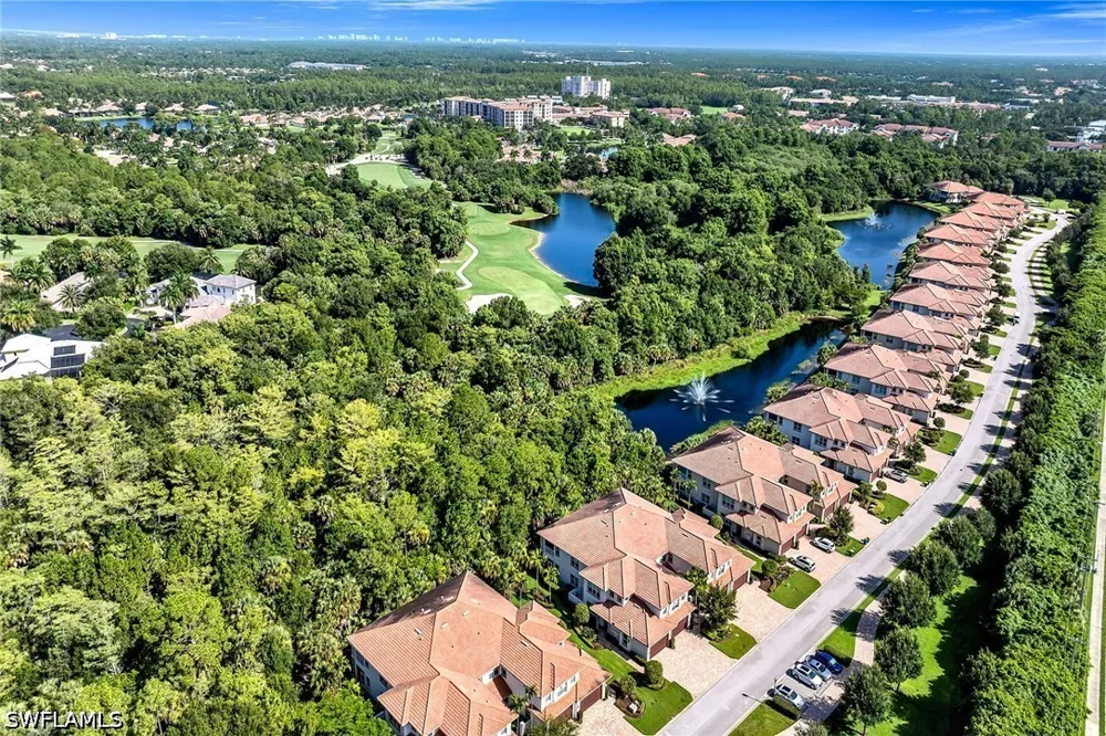Hawthorne Drive #2104 Naples, FL 34113