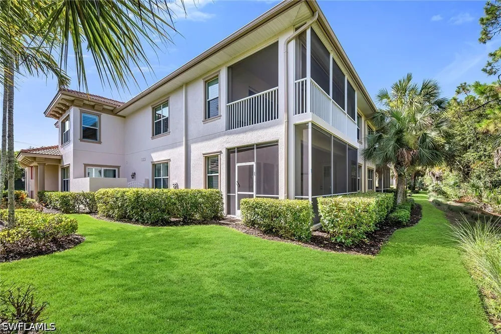 Hawthorne Drive #2104 Naples, FL 34113