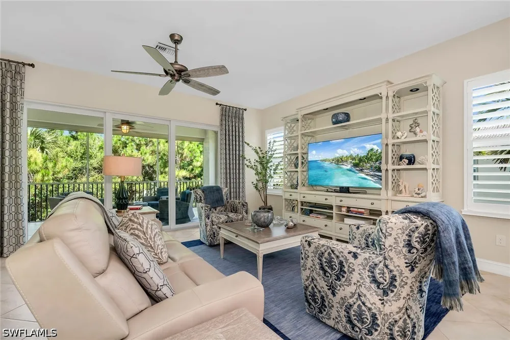 Hawthorne Drive #2104 Naples, FL 34113