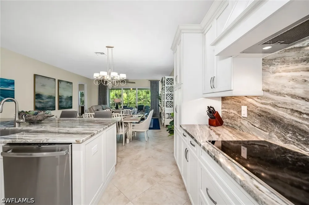 Hawthorne Drive #2104 Naples, FL 34113