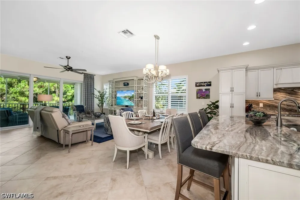 Hawthorne Drive #2104 Naples, FL 34113