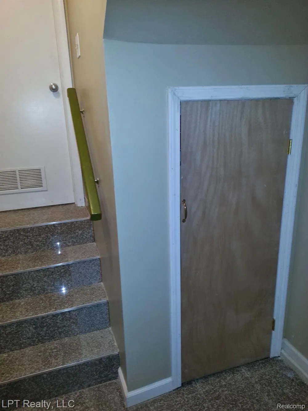 3304 Spinnaker Lane #47 Detroit City, MI 48207