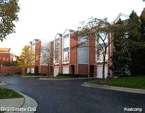 3304 Spinnaker Lane #47 Detroit City, MI 48207