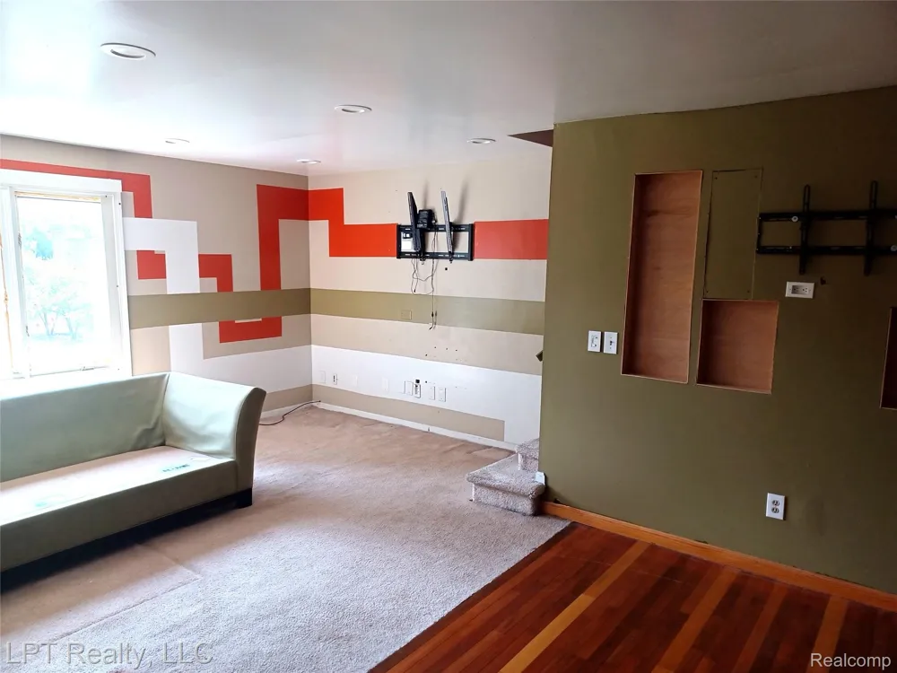 3304 Spinnaker Lane #47 Detroit City, MI 48207