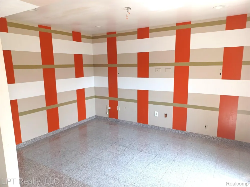 3304 Spinnaker Lane #47 Detroit City, MI 48207