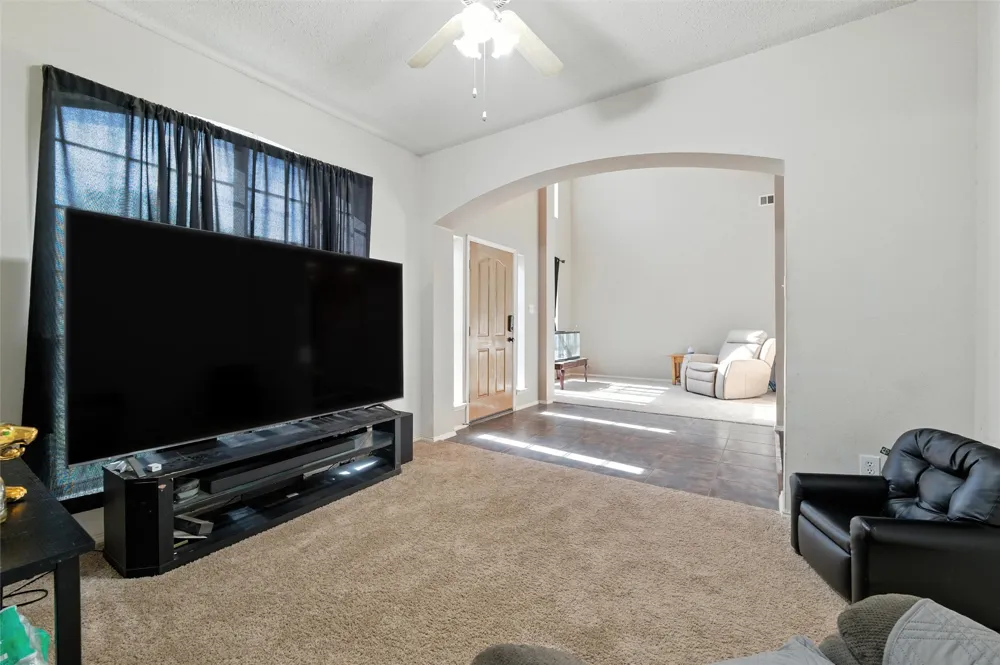 525 Magnolia Trail DeSoto, TX 75115