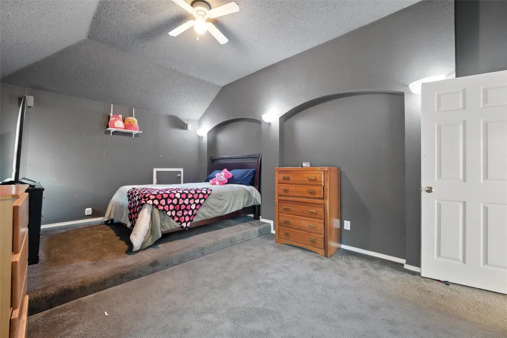 525 Magnolia Trail DeSoto, TX 75115
