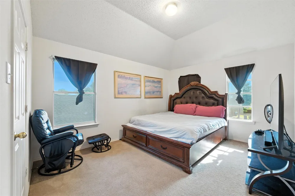 525 Magnolia Trail DeSoto, TX 75115