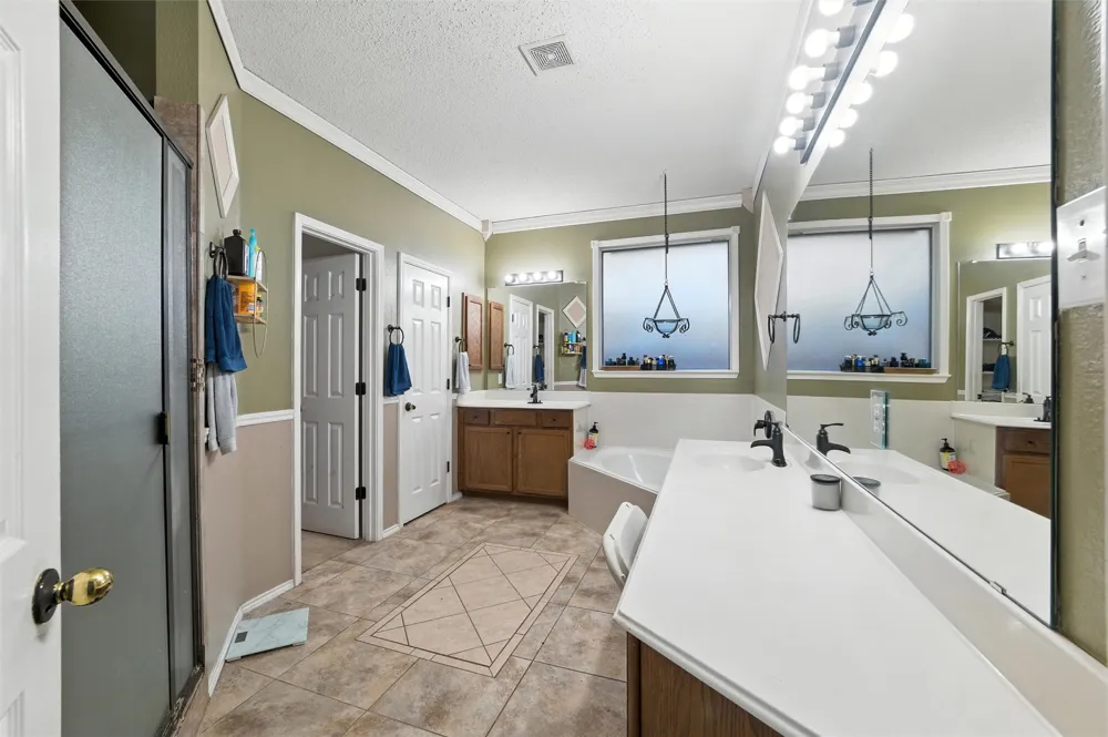 525 Magnolia Trail DeSoto, TX 75115