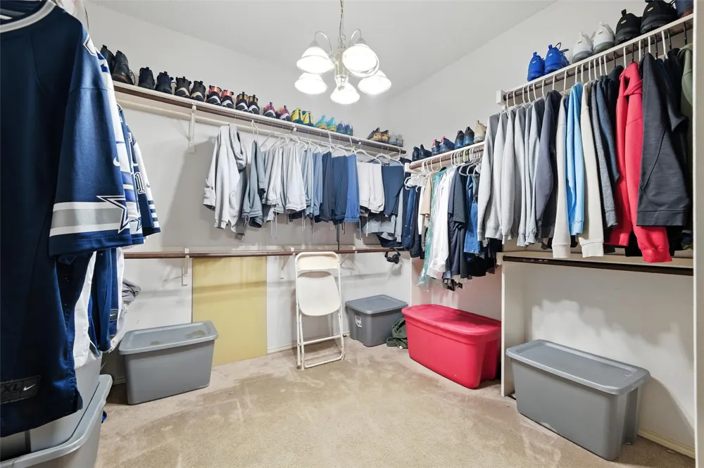525 Magnolia Trail DeSoto, TX 75115