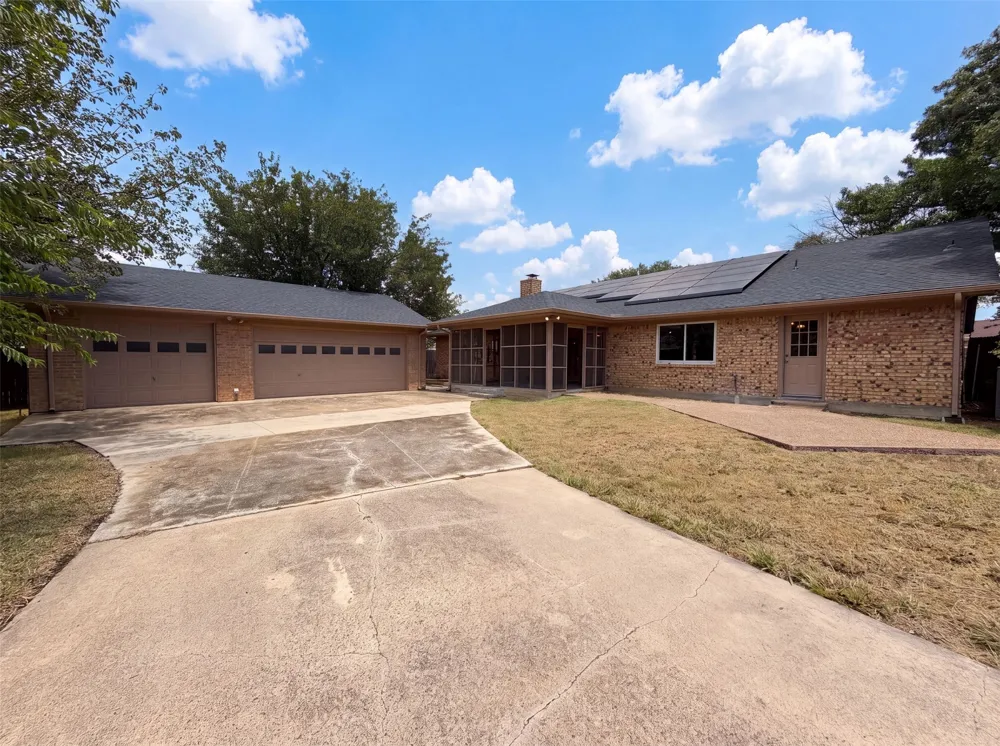 940 Western Trail Keller, TX 76248