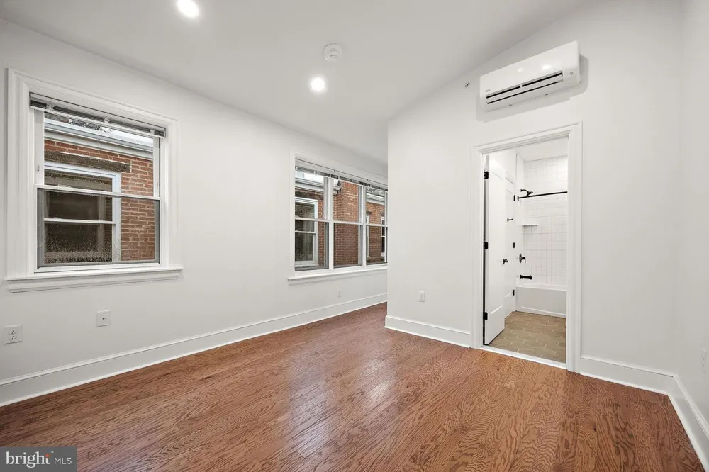 835 TATNALL STREET #302 Wilmington, DE 19801