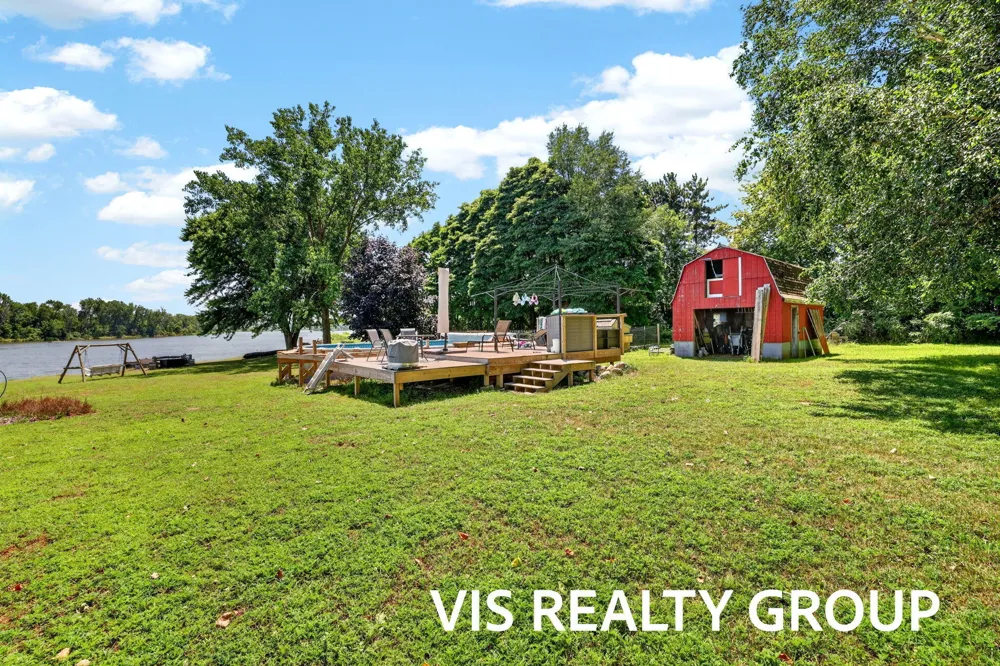 14911 Groenevelt Road Spring Lake, MI 49456