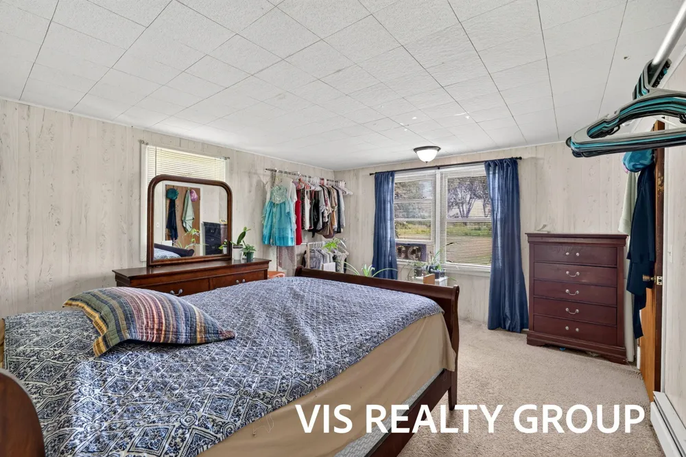 14911 Groenevelt Road Spring Lake, MI 49456