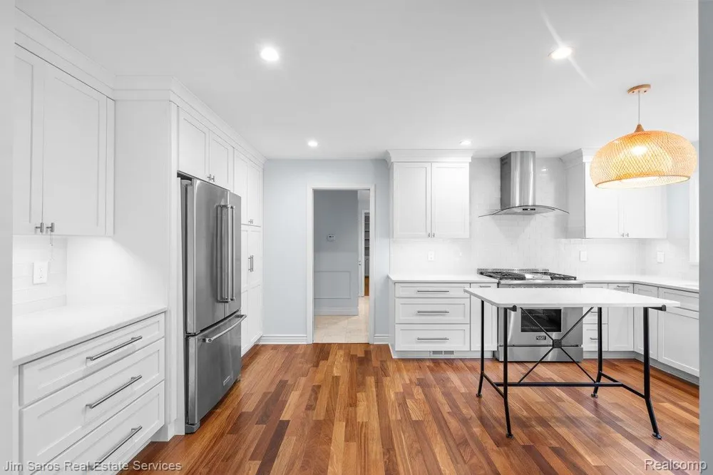 1023 Buckingham Road Grosse Pointe Park City, MI 48230