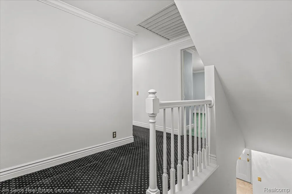 1023 Buckingham Road Grosse Pointe Park City, MI 48230