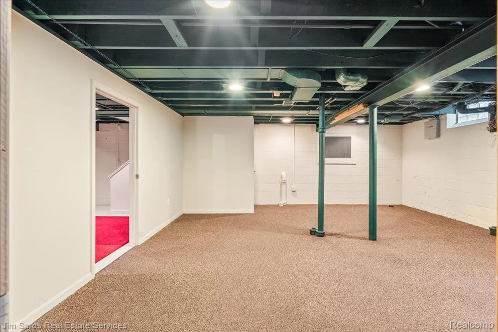 1023 Buckingham Road Grosse Pointe Park City, MI 48230