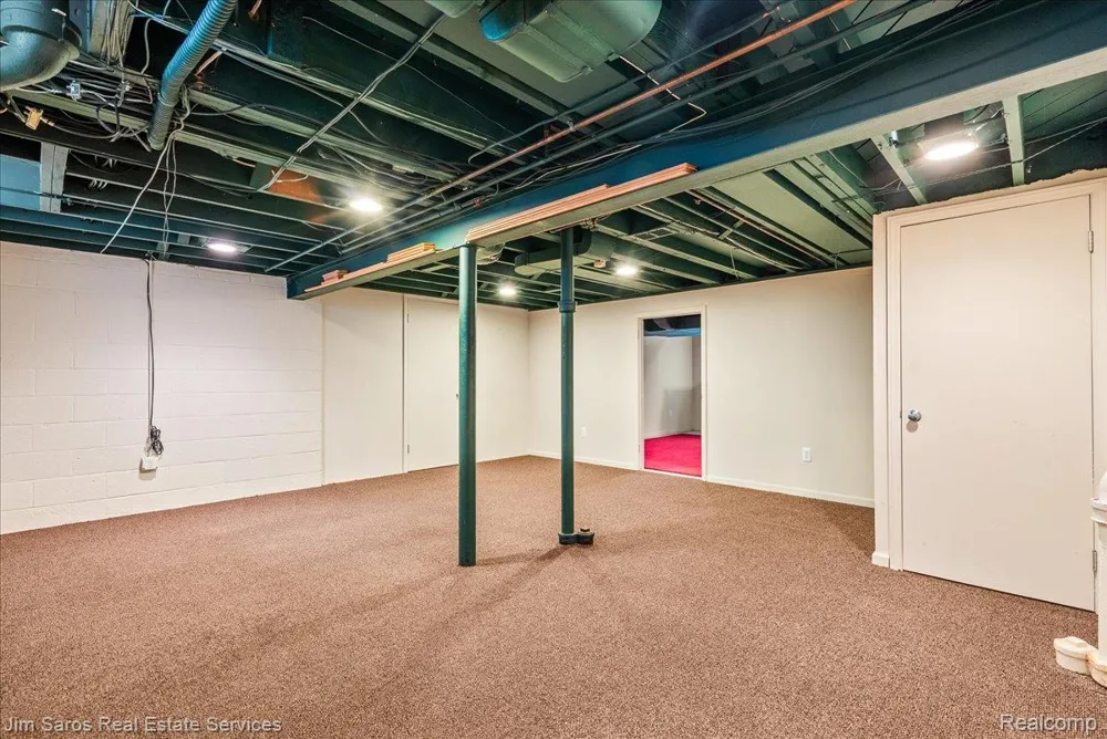 1023 Buckingham Road Grosse Pointe Park City, MI 48230